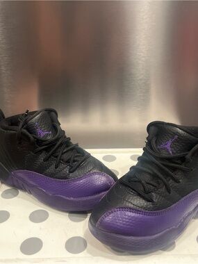 Jordan Black and Purple Kids' Low-Top Sneaker